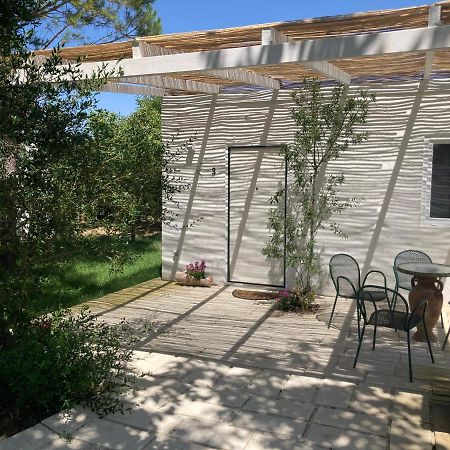 Agriturismo Tenuta La Monaca Aradeo 外观 照片