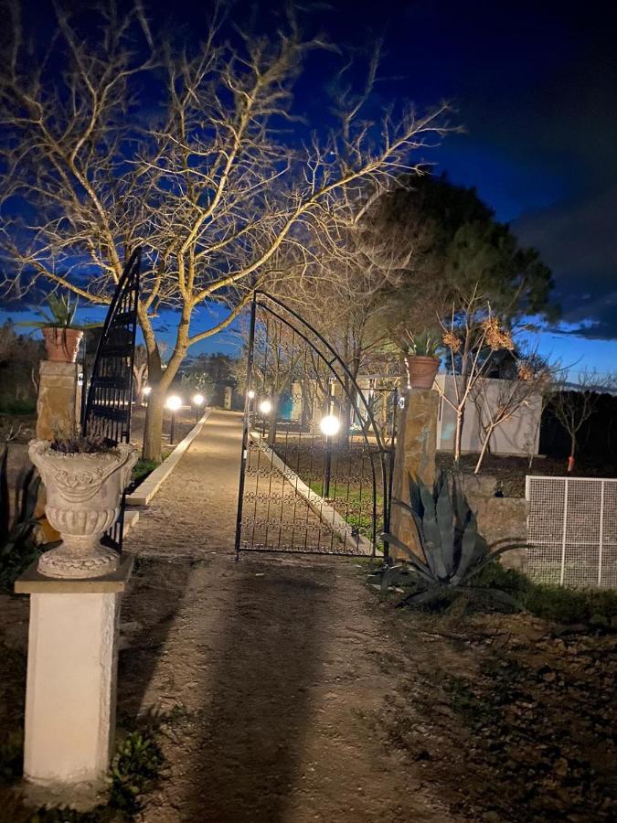 Agriturismo Tenuta La Monaca Aradeo 外观 照片
