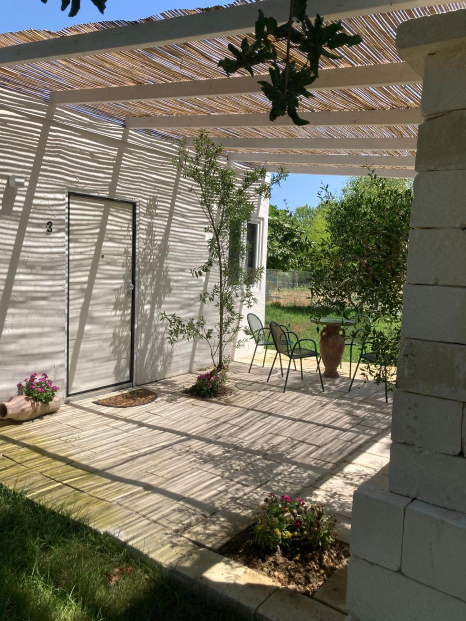 Agriturismo Tenuta La Monaca Aradeo 外观 照片